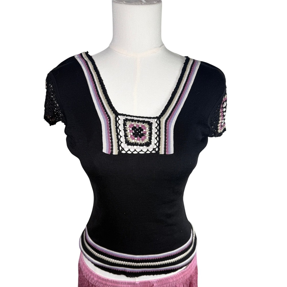 Urchin Womens 100% Silk Knit Top Black Crochet Granny Square Short Sleeve S Y2K
